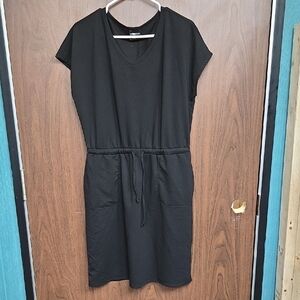 32 Degrees Cool Size M Black Midi T-Shirt Dress